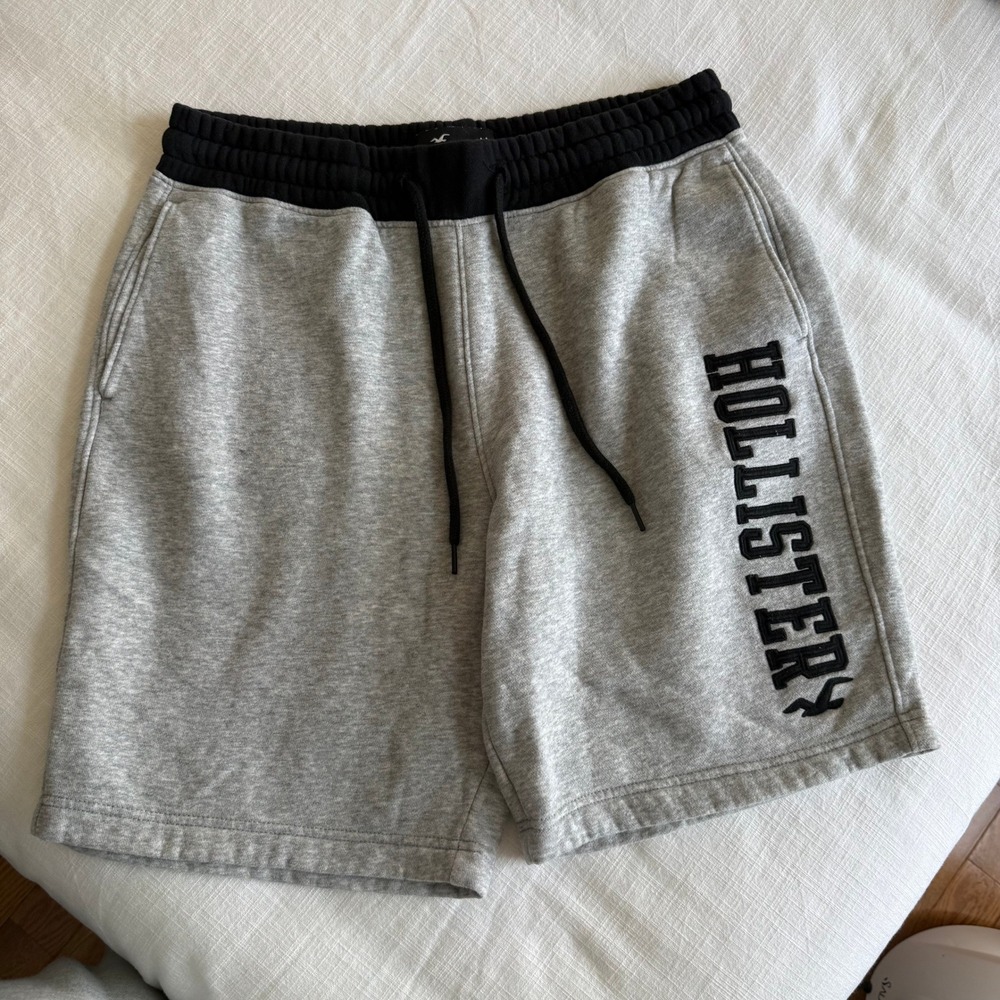 Hollister Mens Fleece Sweat Shorts Gray Black Logo Drawstring Size M